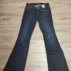 NWT Guess Brittany Flare jeans 25, stretch!